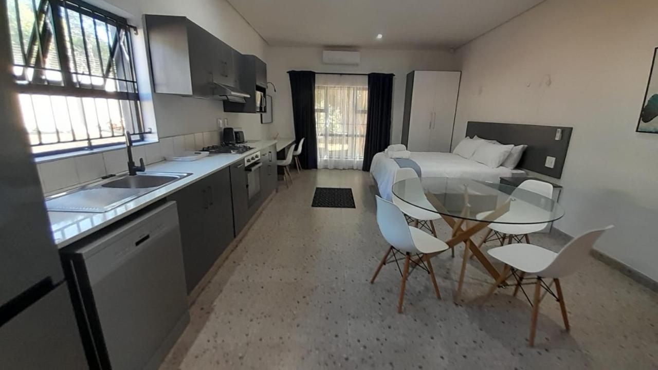 The Wishing Well Guest House Self-Catering Port Edward Dış mekan fotoğraf